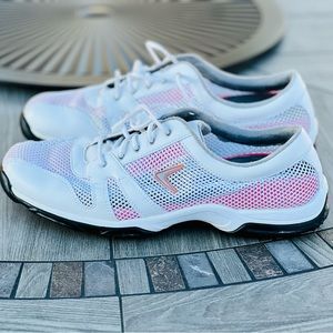 Callaway, womens spikeless mesh golf shoes, size 11